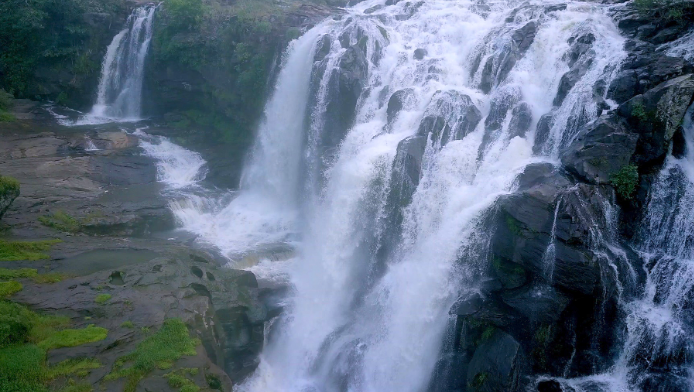 Thoovanam waterfalls