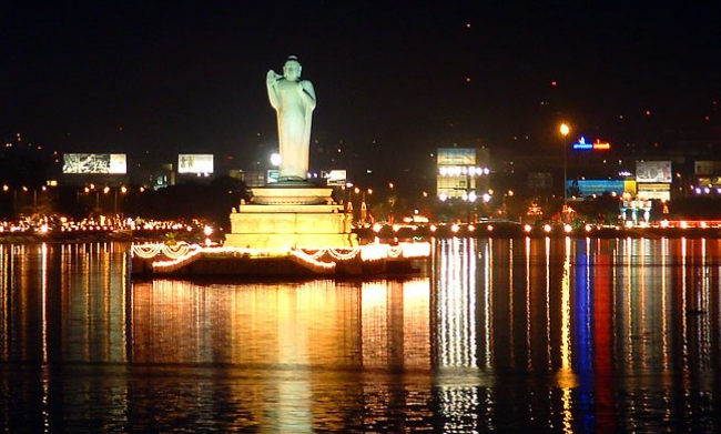 Places to Visit in Hyderabad