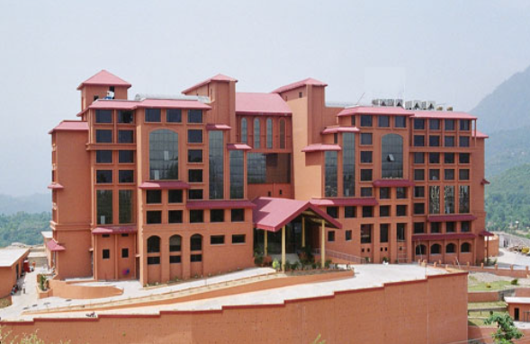 hotels in katra main bazaar