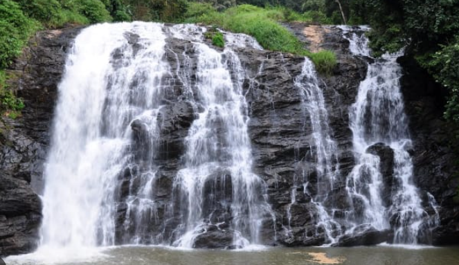 Places to visit around madikeri